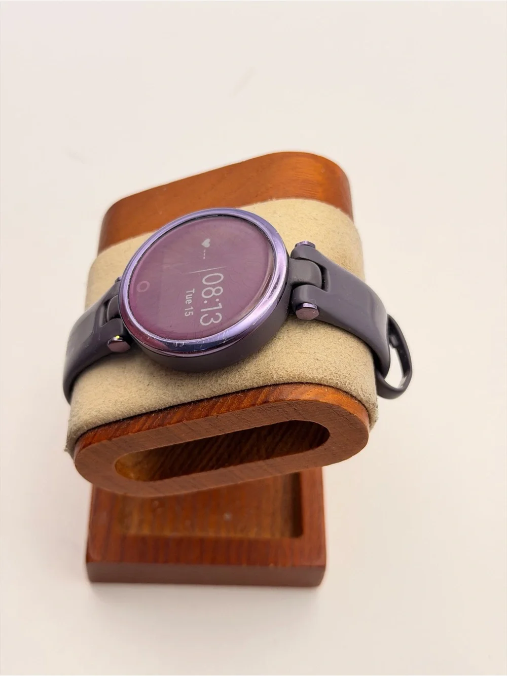 Garmin Lily, Rare Color, Purple, Charger Included, Tested, Very Good, women Smar